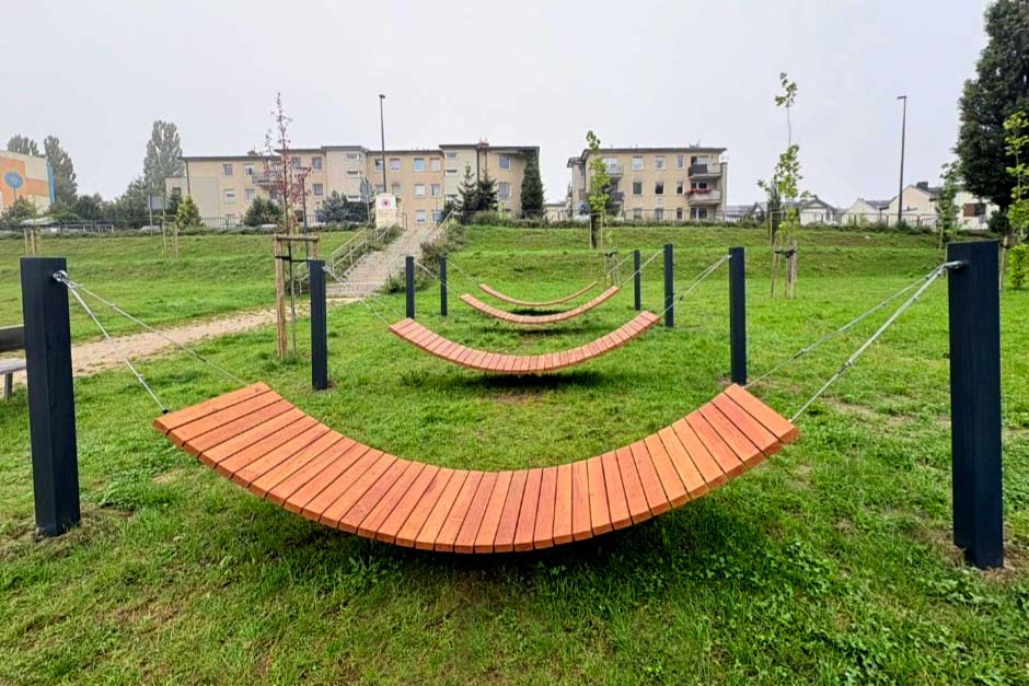 drewnianeklimaty_hamak producent mebli ogrodowych drewnianych, małej architektury miejskiej