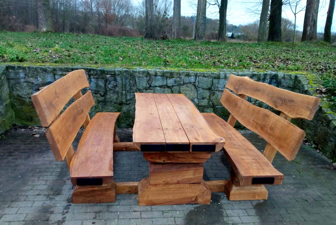 drewnianeklimaty_lawostol Solidny stół dębowy z ławkami – mała architektura miejska i leśna dla gmin i hoteli.